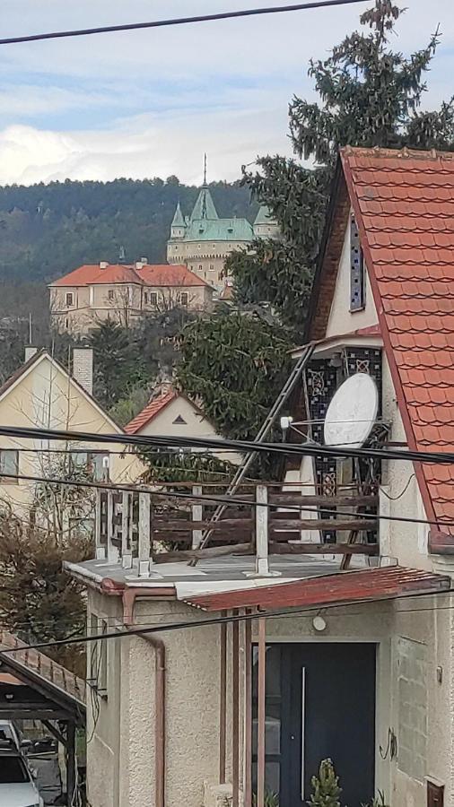 Apartman S Vyhladom Na Bojnicky Zamok Bojnice Exteriér fotografie